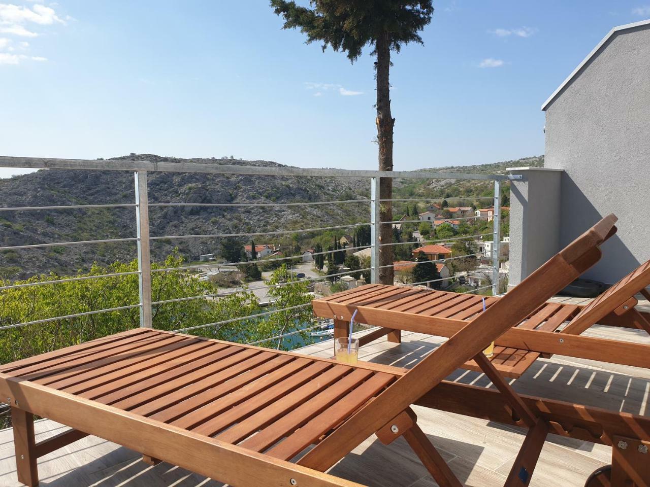 Best View Apartments Cesarica Exterior photo