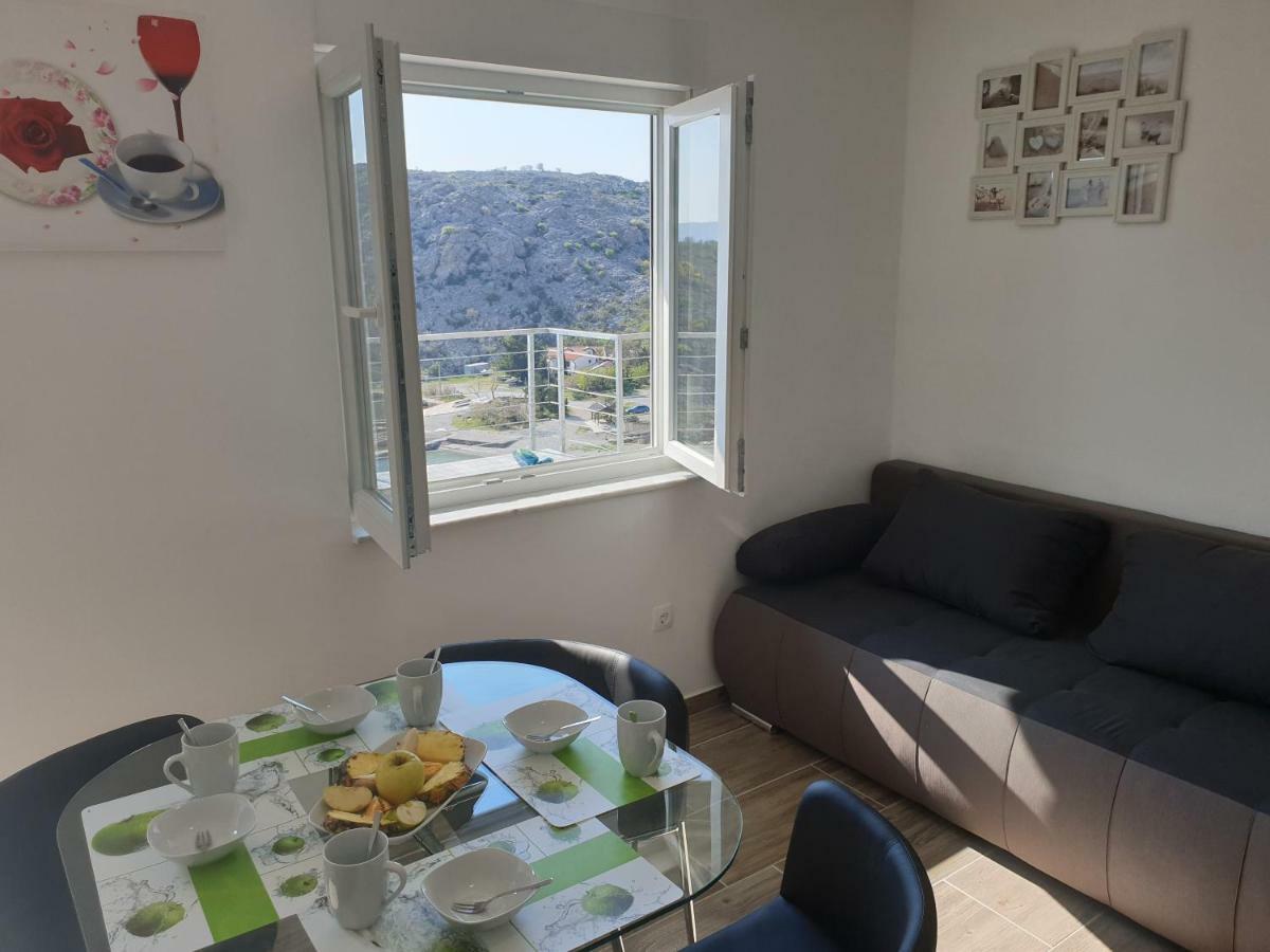 Best View Apartments Cesarica Exterior photo