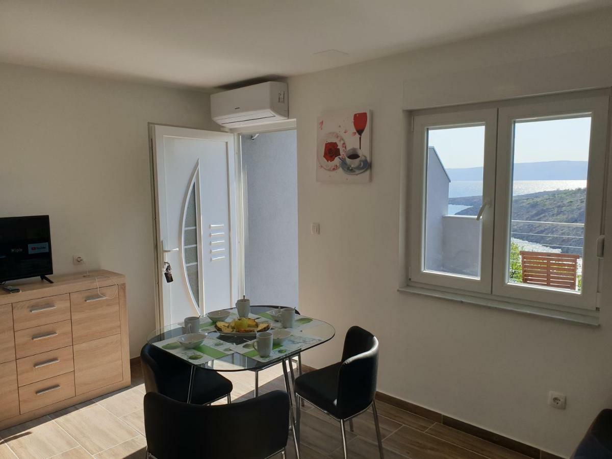 Best View Apartments Cesarica Exterior photo