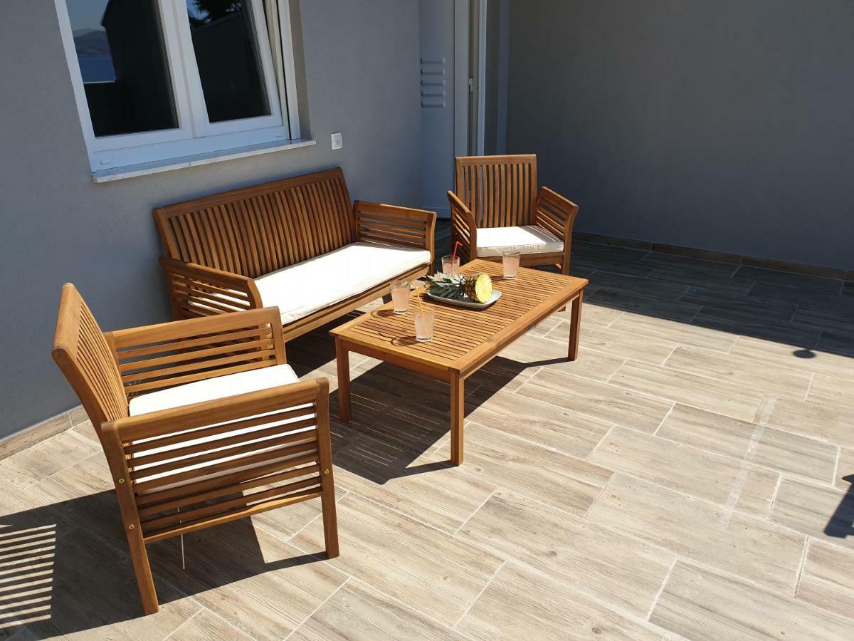Best View Apartments Cesarica Exterior photo