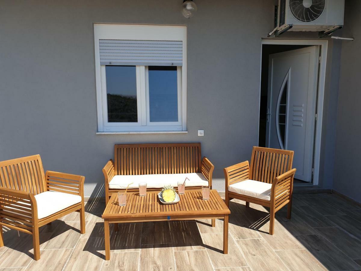 Best View Apartments Cesarica Exterior photo